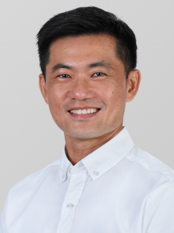 Desmond Tan